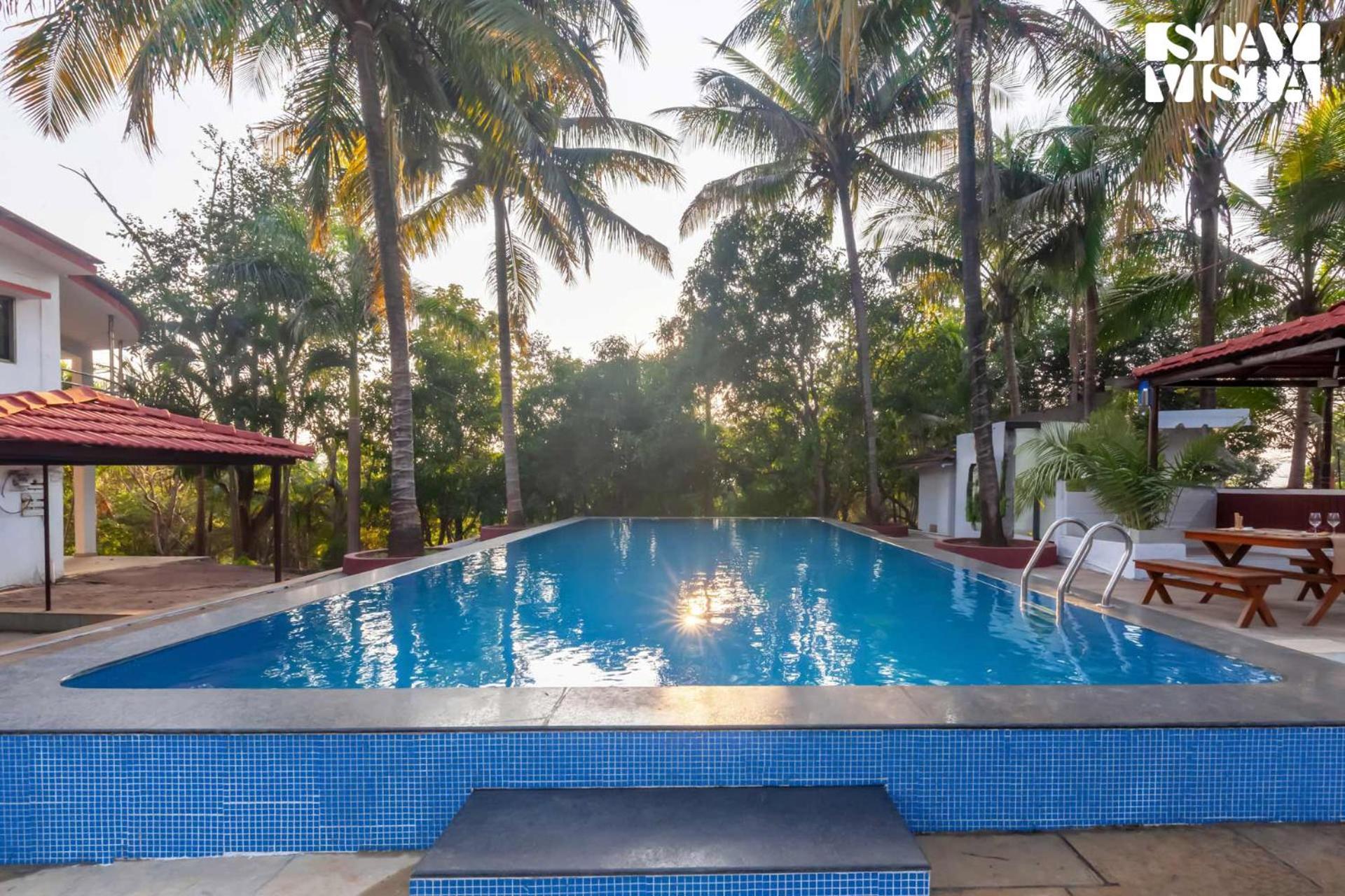 Stayvista'S Firefly Mountain Retreat - Villa With Private Pool, Gazebo & Terrace Karjat Exterior foto
